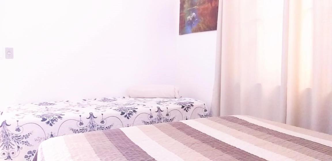 Casa 02 Dorm Na Rua Salmao Villa Bombinhas Buitenkant foto
